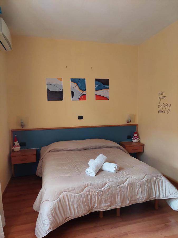 Domus Cesare Appartement Napels Buitenkant foto